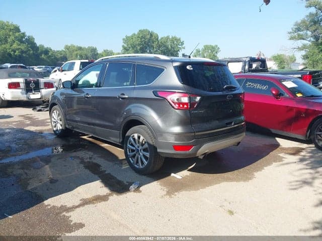 2017 FORD ESCAPE TITANIUM 3