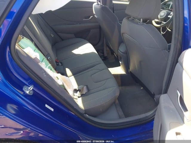 2024 HYUNDAI ELANTRA SEL 8