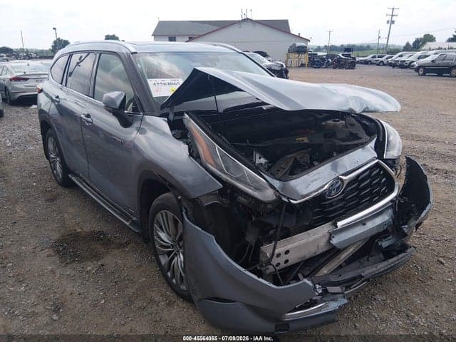 2021 TOYOTA HIGHLANDER HYBRID PLATINUM 6