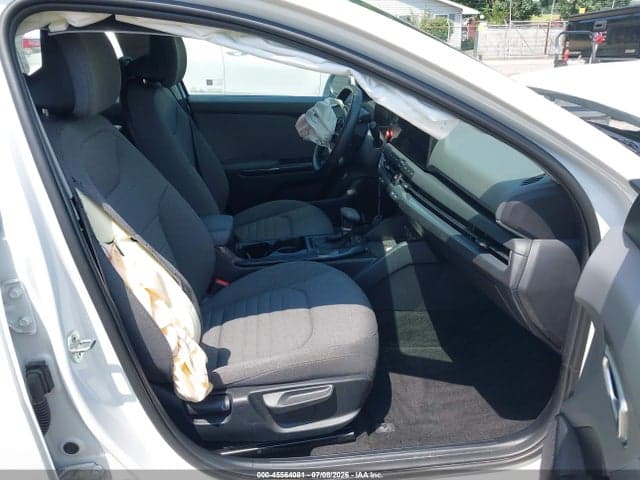 2025 KIA K4 EX 5