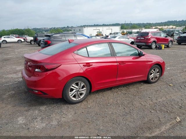2020 HYUNDAI ELANTRA SEL 4
