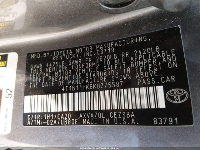 2019 TOYOTA CAMRY SE 9