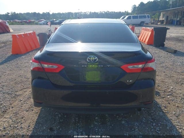2018 TOYOTA CAMRY LE 16