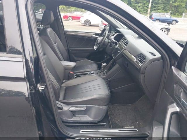 2022 VOLKSWAGEN TIGUAN 2.0T SE R-LINE BLACK 5