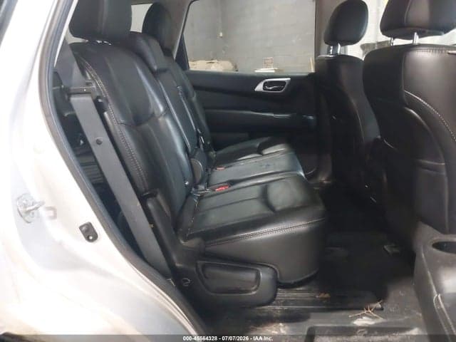 2017 NISSAN PATHFINDER PLATINUM 8
