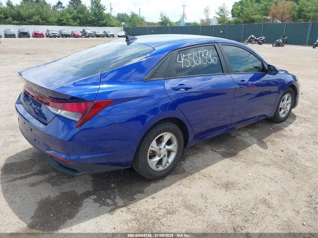 2021 HYUNDAI ELANTRA SE 4