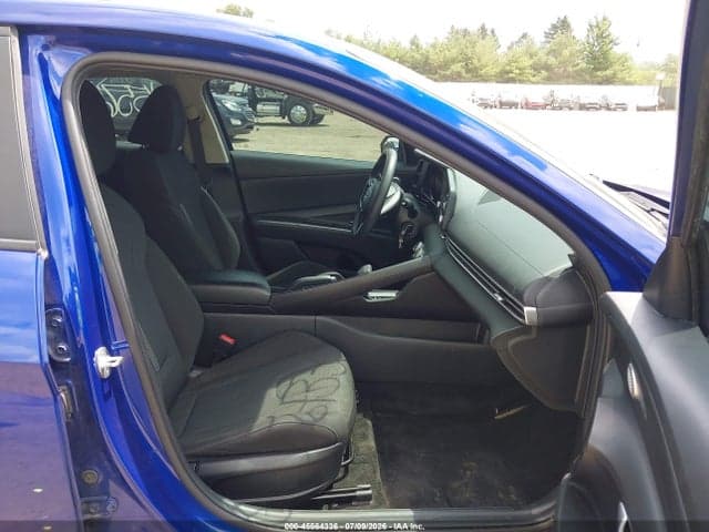2021 HYUNDAI ELANTRA SE 5