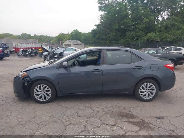 2017 TOYOTA COROLLA LE 14