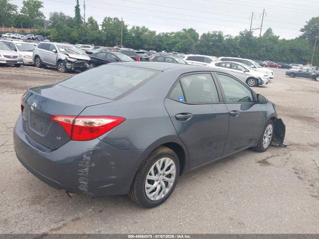 2017 TOYOTA COROLLA LE 4