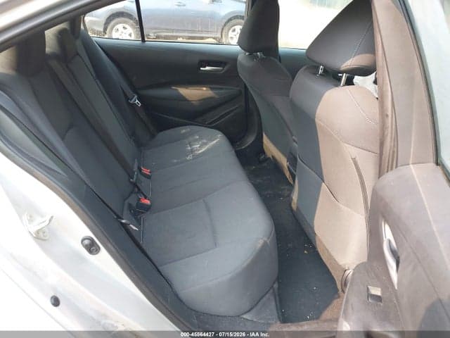 2021 TOYOTA COROLLA LE 8