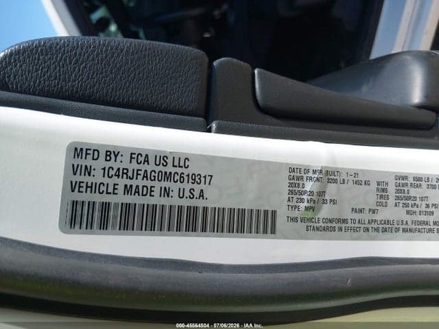 2021 JEEP GRAND CHEROKEE LAREDO X 4X4 9