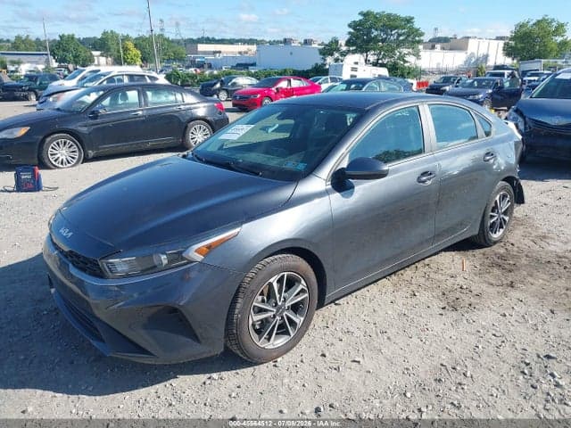 2022 KIA FORTE LXS 2