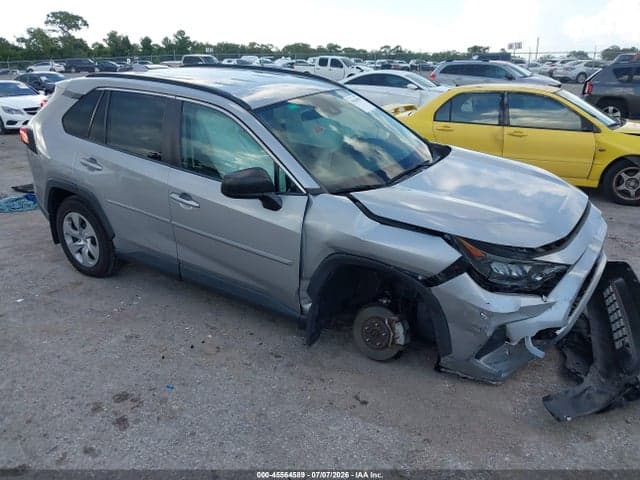 2021 TOYOTA RAV4 LE 1