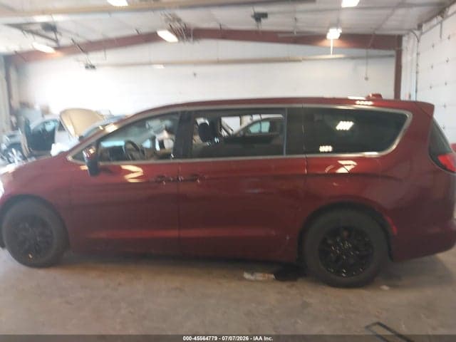 2018 CHRYSLER PACIFICA TOURING 14