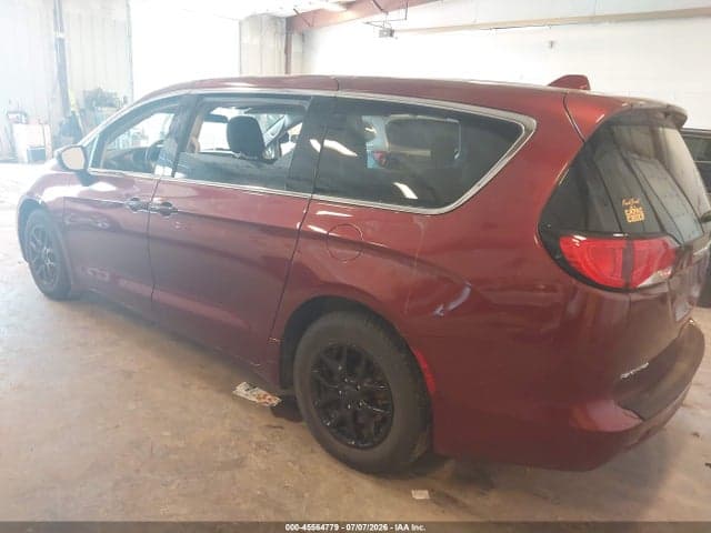 2018 CHRYSLER PACIFICA TOURING 3