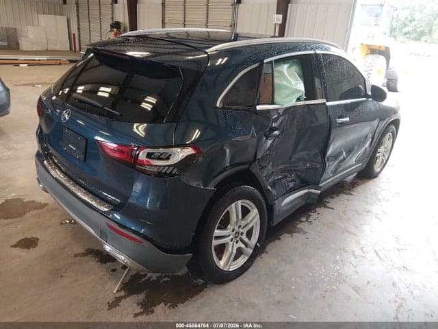 2021 MERCEDES-BENZ GLA 250 4