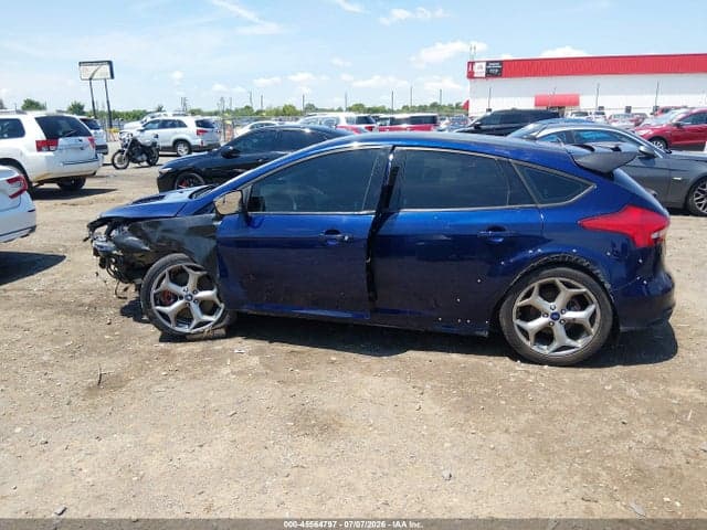 2017 FORD FOCUS ST 13