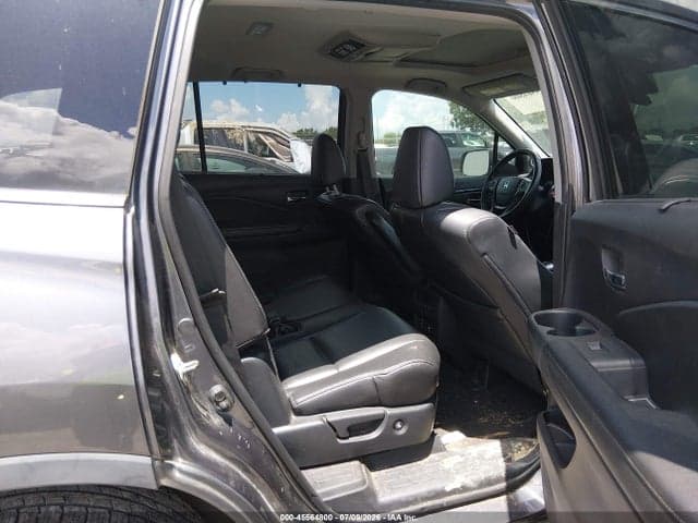 2017 HONDA PILOT TOURING 9