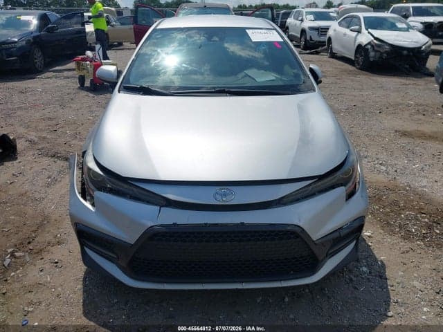 2020 TOYOTA COROLLA SE 12