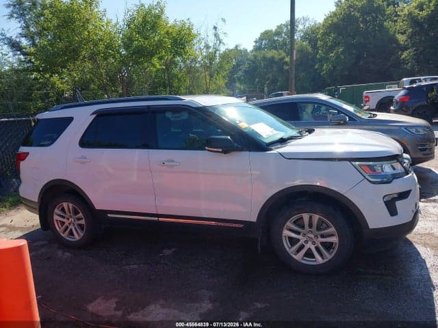 2018 FORD EXPLORER XLT 13