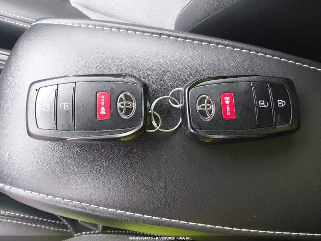 2024 TOYOTA COROLLA XSE 11