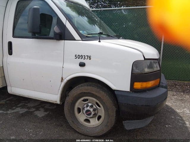 2018 GMC SAVANA CUTAWAY WORK VAN 1