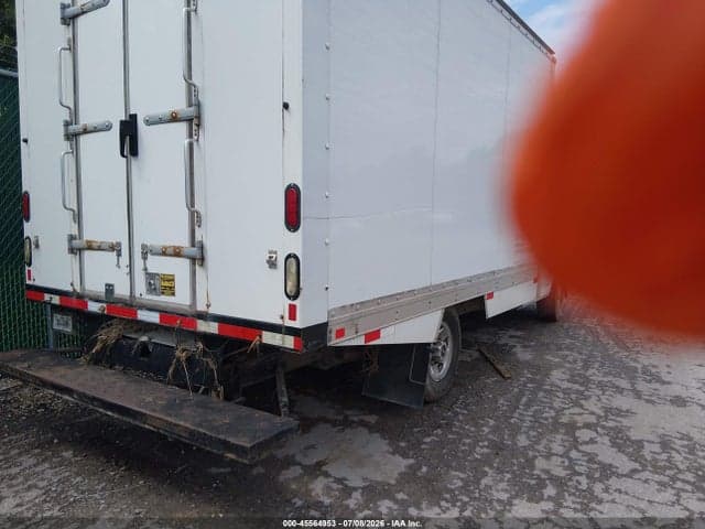 2018 GMC SAVANA CUTAWAY WORK VAN 4
