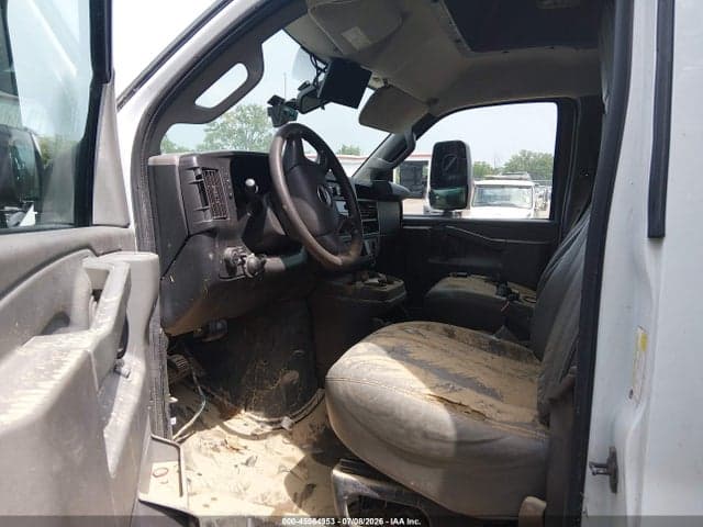 2018 GMC SAVANA CUTAWAY WORK VAN 5
