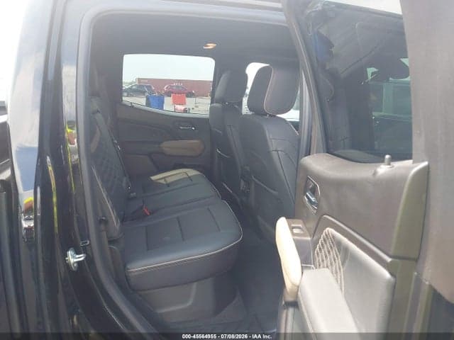2024 GMC CANYON 4WD DENALI 8