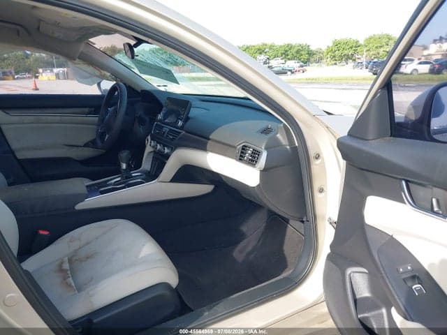 2018 HONDA ACCORD LX 5