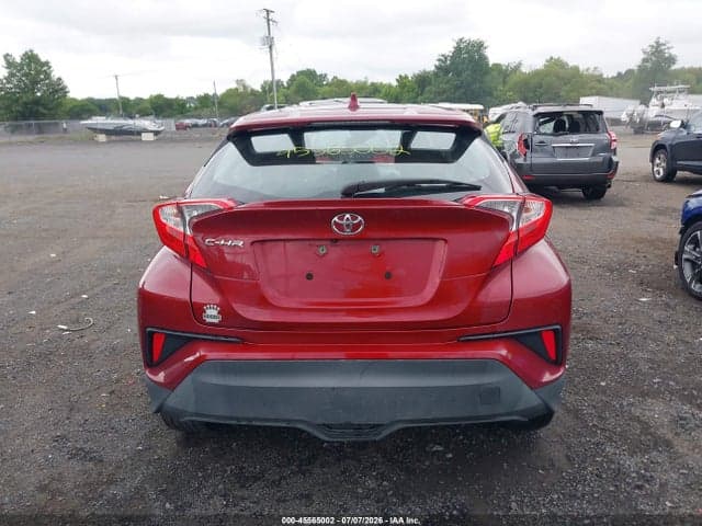 2019 TOYOTA C-HR LE 16