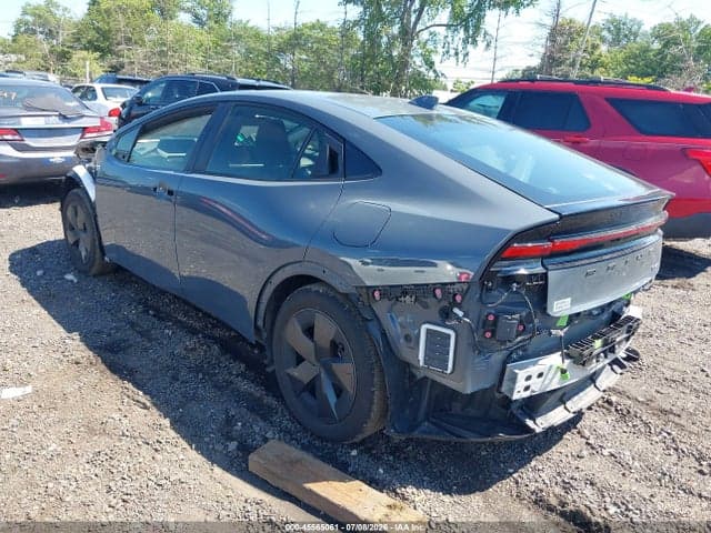 2024 TOYOTA PRIUS LE 3