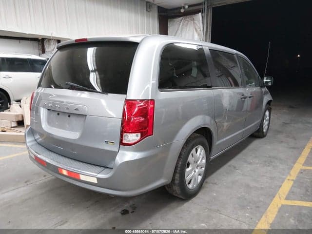 2019 DODGE GRAND CARAVAN SE 4