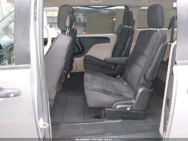 2019 DODGE GRAND CARAVAN SE 8