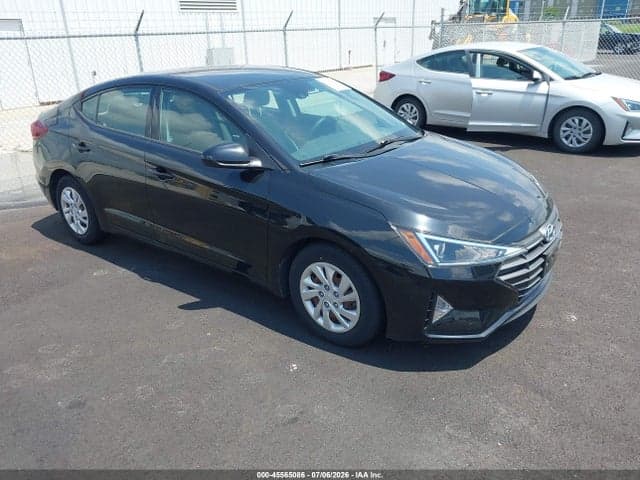 2020 HYUNDAI ELANTRA SE 1