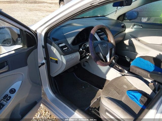 2017 HYUNDAI ACCENT SE 13