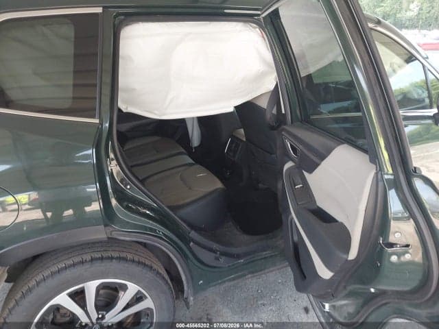 2022 SUBARU FORESTER LIMITED 8