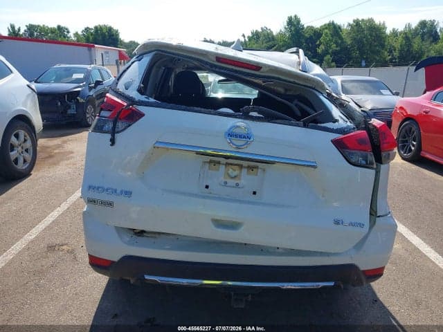 2018 NISSAN ROGUE SL 17
