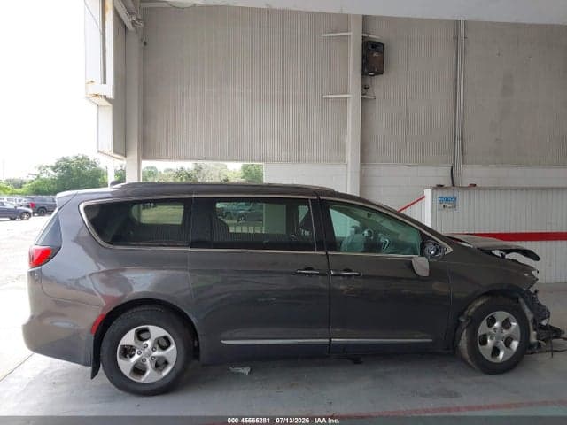 2017 CHRYSLER PACIFICA TOURING-L PLUS 13