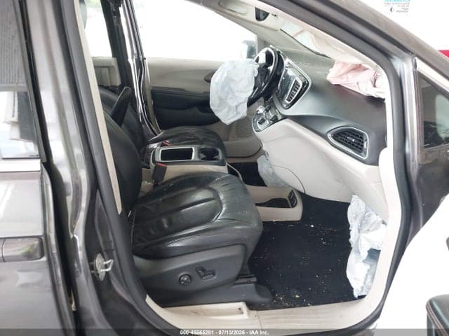 2017 CHRYSLER PACIFICA TOURING-L PLUS 5
