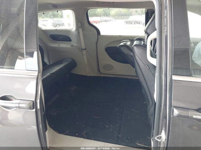 2017 CHRYSLER PACIFICA TOURING-L PLUS 8