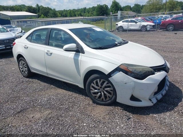 2017 TOYOTA COROLLA LE 1