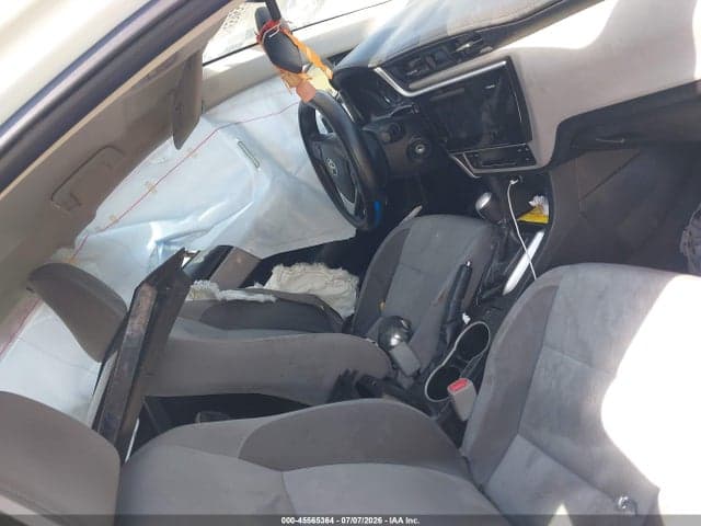 2017 TOYOTA COROLLA LE 5