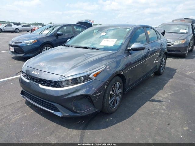 2023 KIA FORTE LXS 2