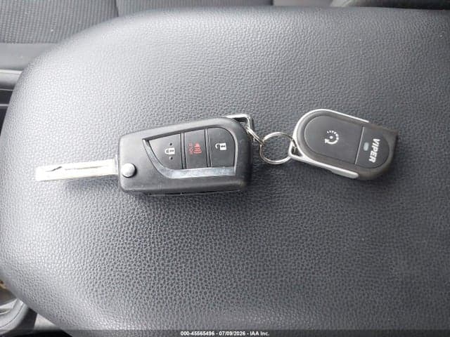 2019 TOYOTA RAV4 LE 11