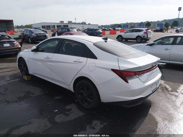 2023 HYUNDAI ELANTRA SEL 3