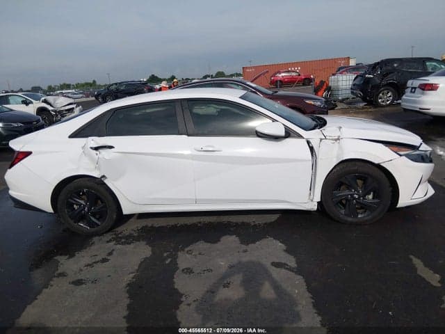 2023 HYUNDAI ELANTRA SEL 6