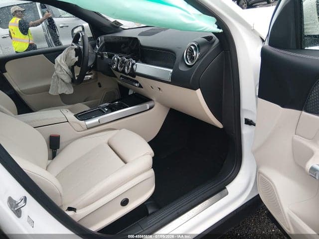 2025 MERCEDES-BENZ GLB 250 4MATIC 5