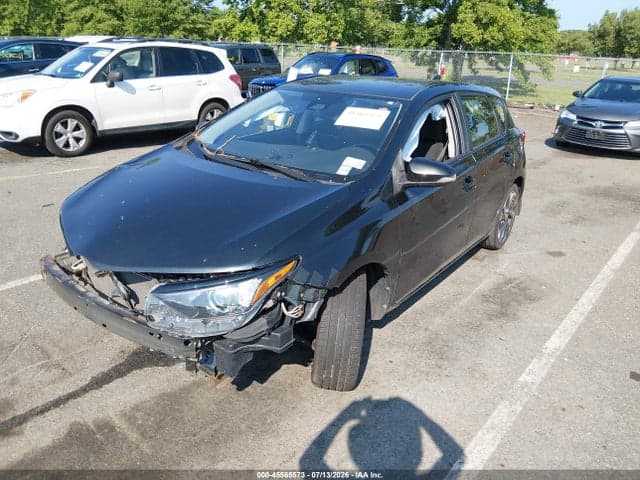 2017 TOYOTA COROLLA IM 2