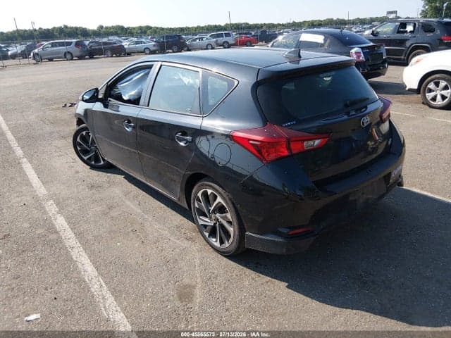 2017 TOYOTA COROLLA IM 3